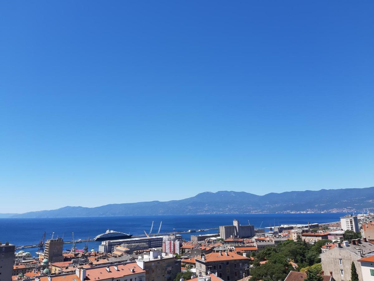 Liburana Apartment Rijeka Exteriör bild