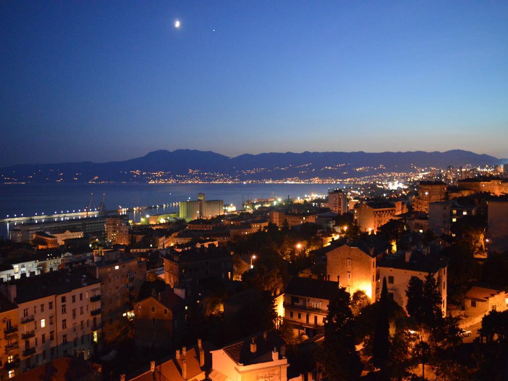 Liburana Apartment Rijeka Exteriör bild