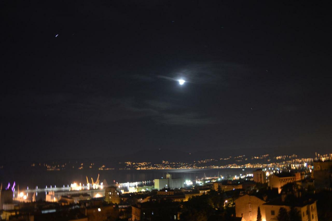 Liburana Apartment Rijeka Exteriör bild